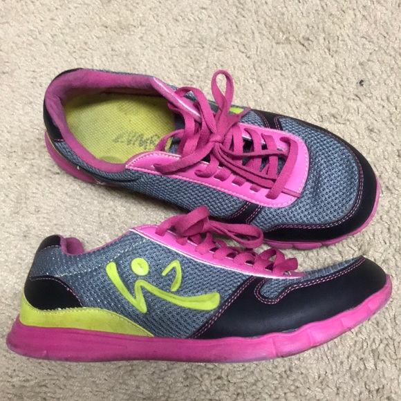 zumba tennis shoes